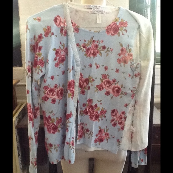 Sweet twin set, XL , beaded detailing, snap front. - Picture 4 of 4